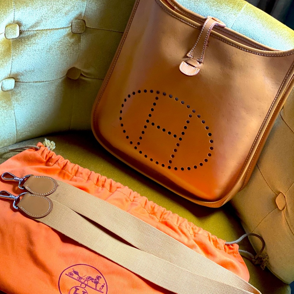 ‼️SOLD‼️Vintage Hermes Evelyne PM